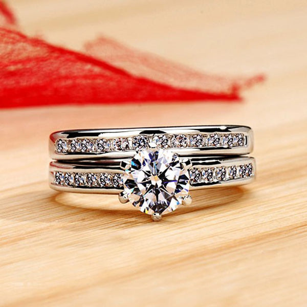 Round wedding set ring  6 prong and channel side stones